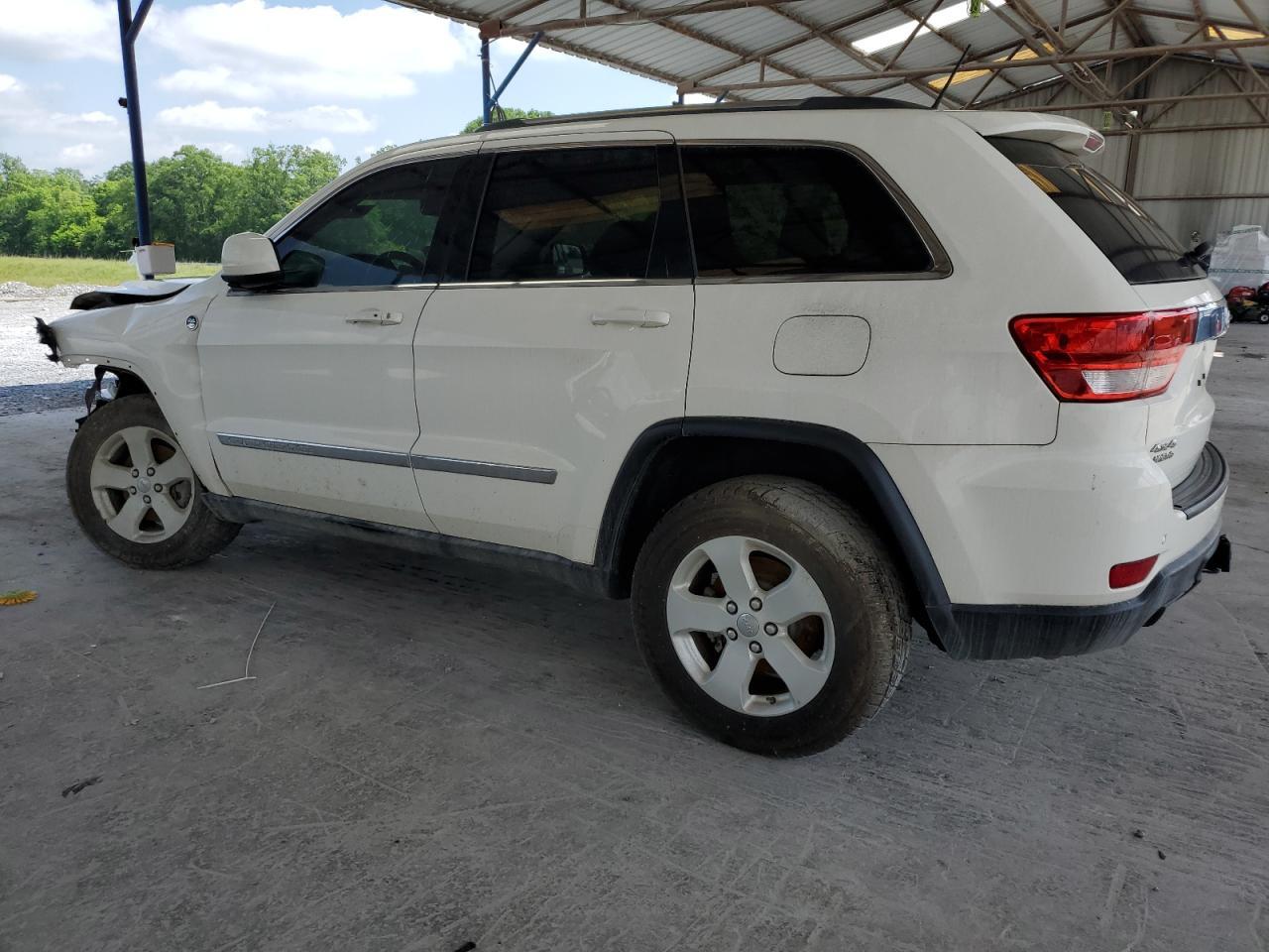 2011 Jeep Grand Cherokee Laredo - Image 2