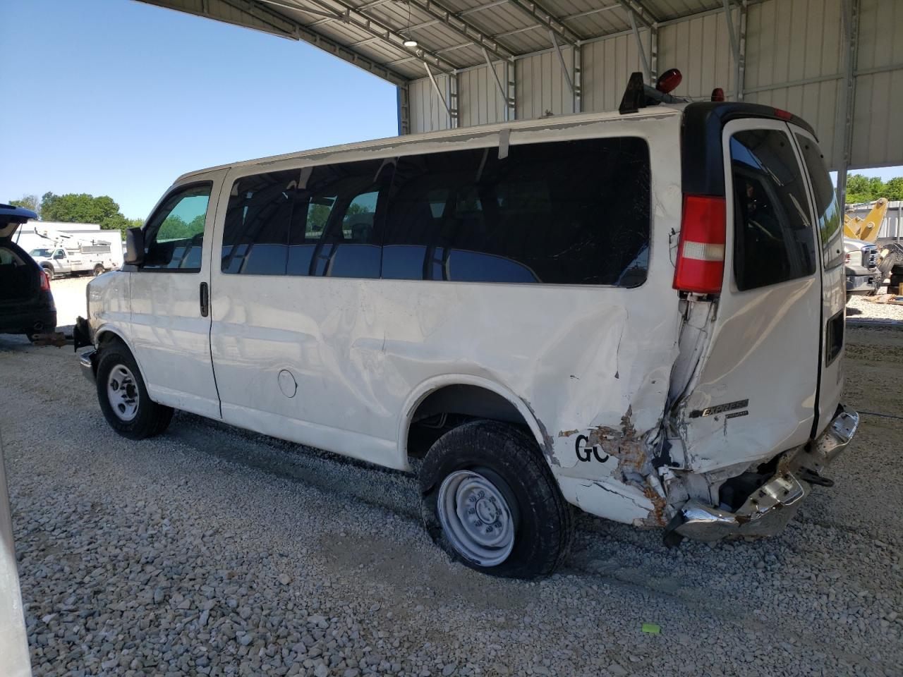 2012 Chevrolet Express G3500 Lt - Фото 2
