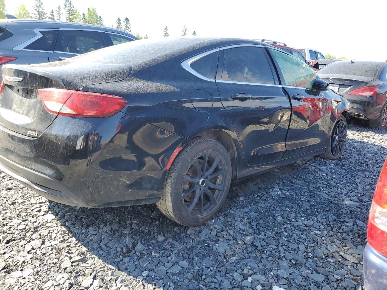 2016 Chrysler 200 Lx - Фото 3