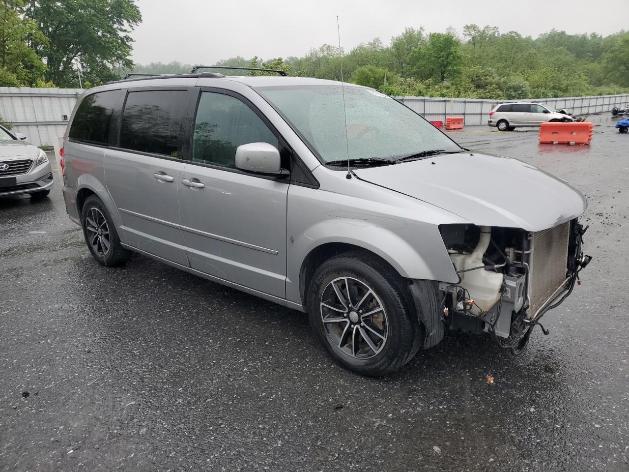 2016 Dodge Grand Caravan R/T - Фото 4