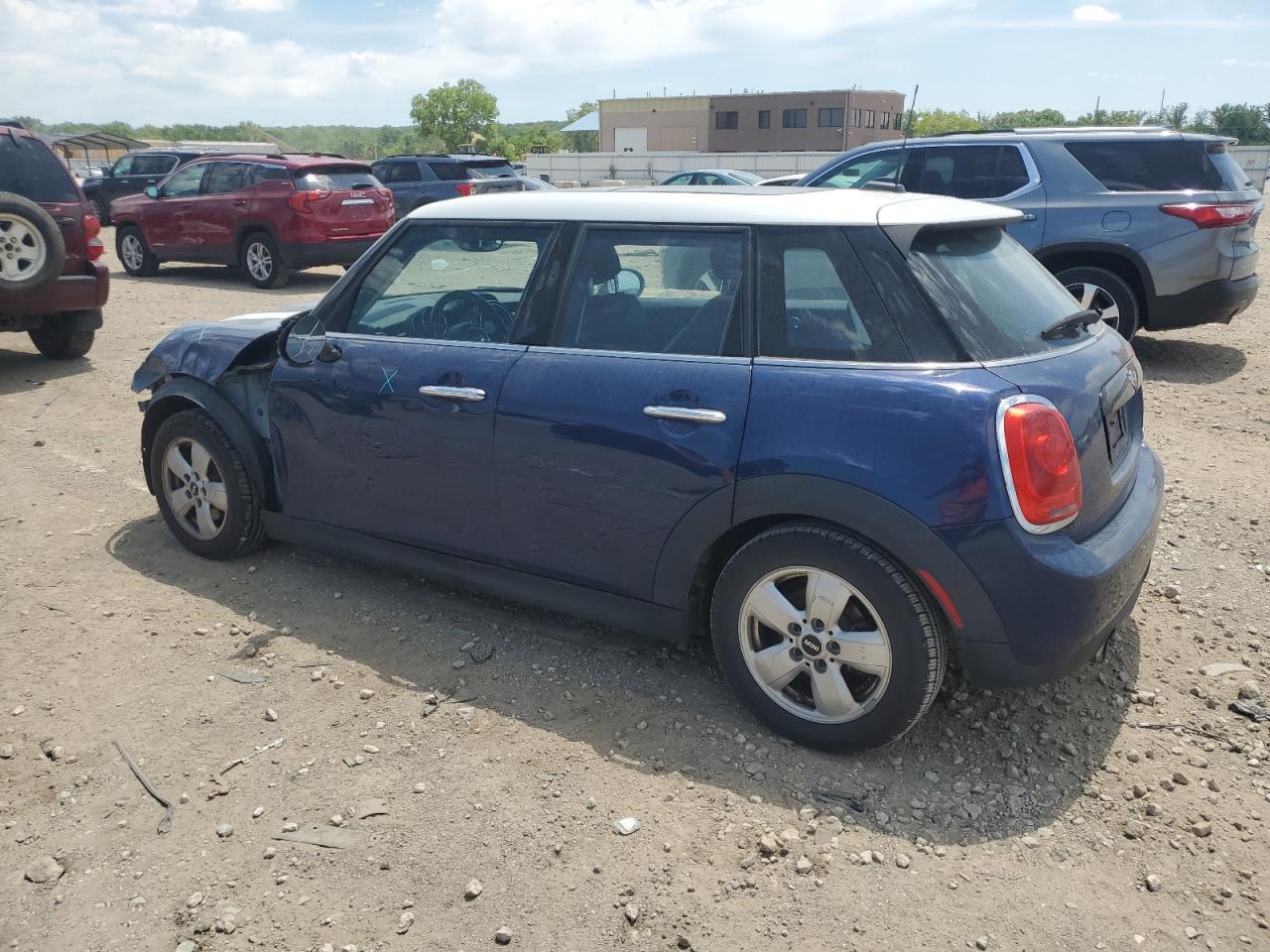 2016 Mini Cooper - Image 2