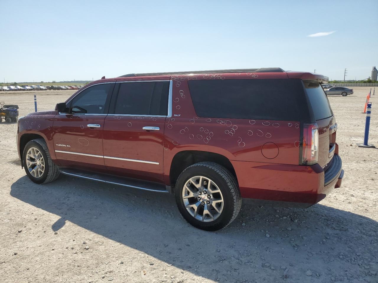 2016 GMC Yukon Xl C1500 Slt - Фото 2
