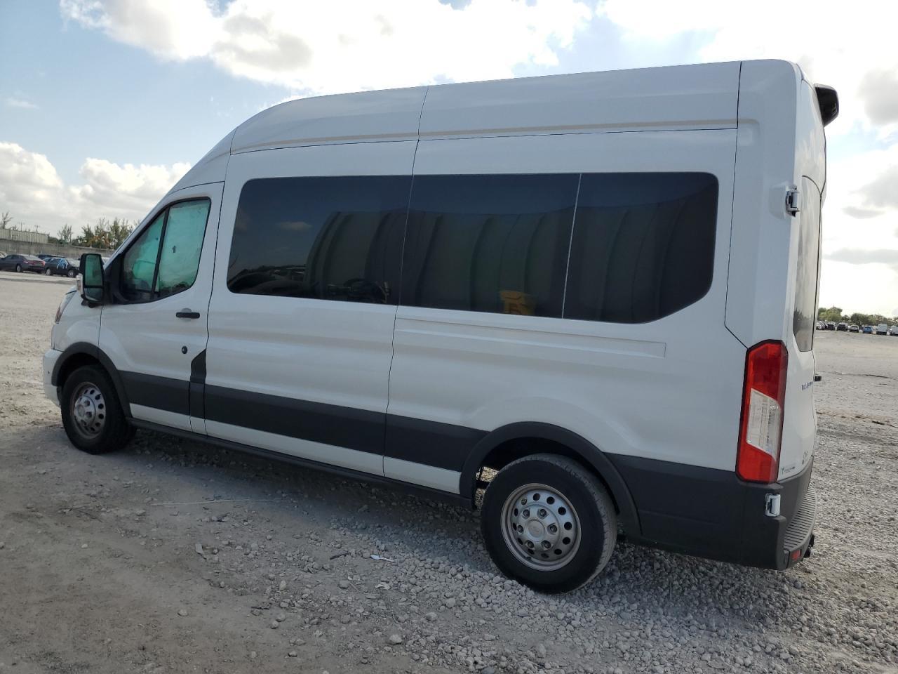 2024 Ford Transit T-350 - Фото 2