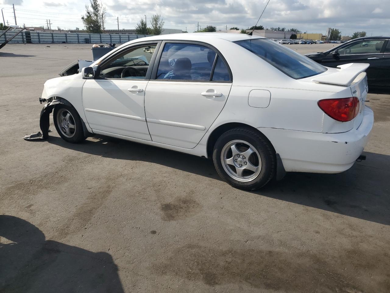2003 Toyota Corolla Ce - Фото 2