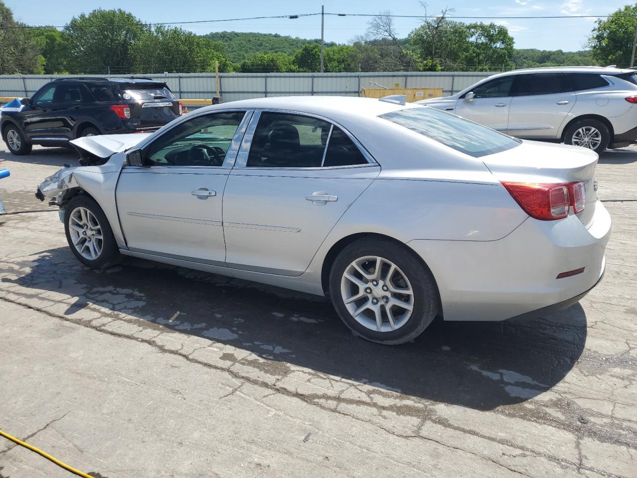 2015 Chevrolet Malibu 1Lt - Фото 2