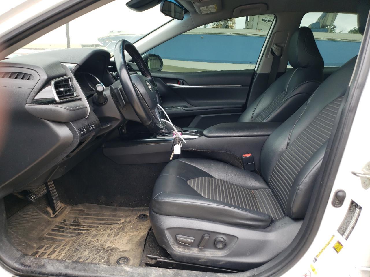2019 Toyota Camry L - Image 7