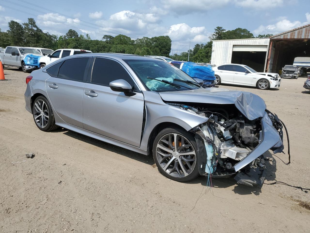 2022 Honda Civic Touring - Image 4