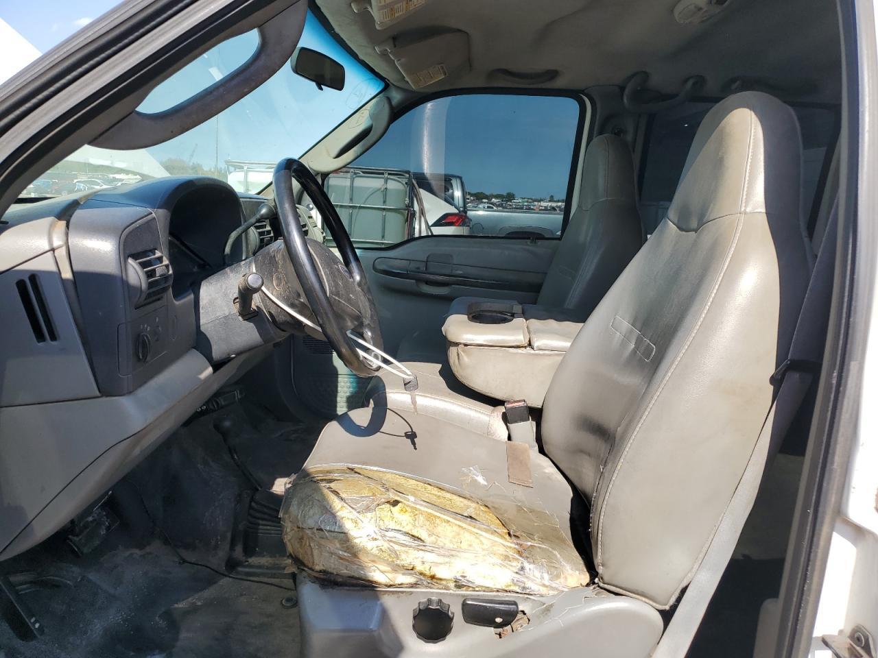 2005 Ford F250 Super Duty - Image 7