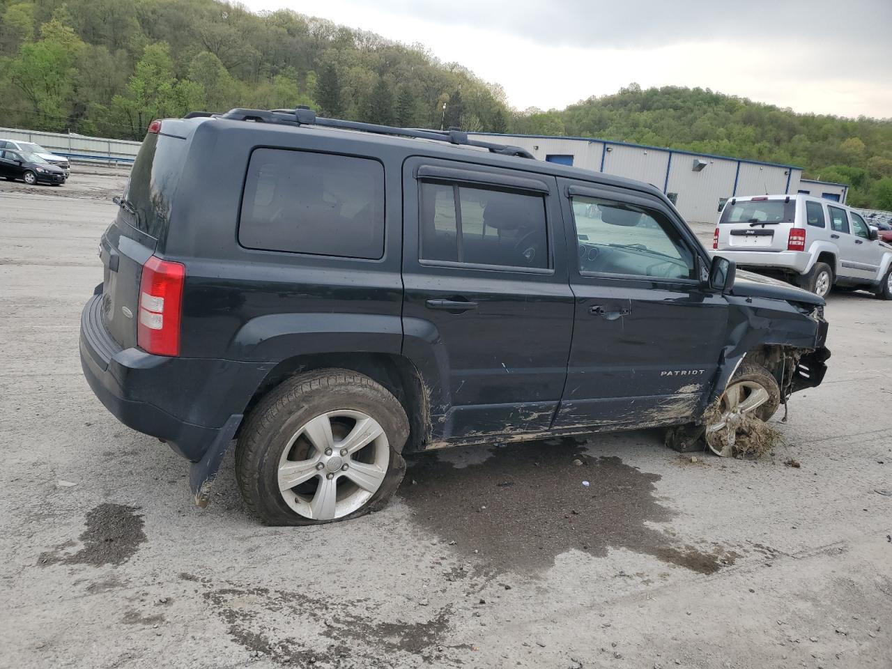 2013 Jeep Patriot Latitude - Фото 3