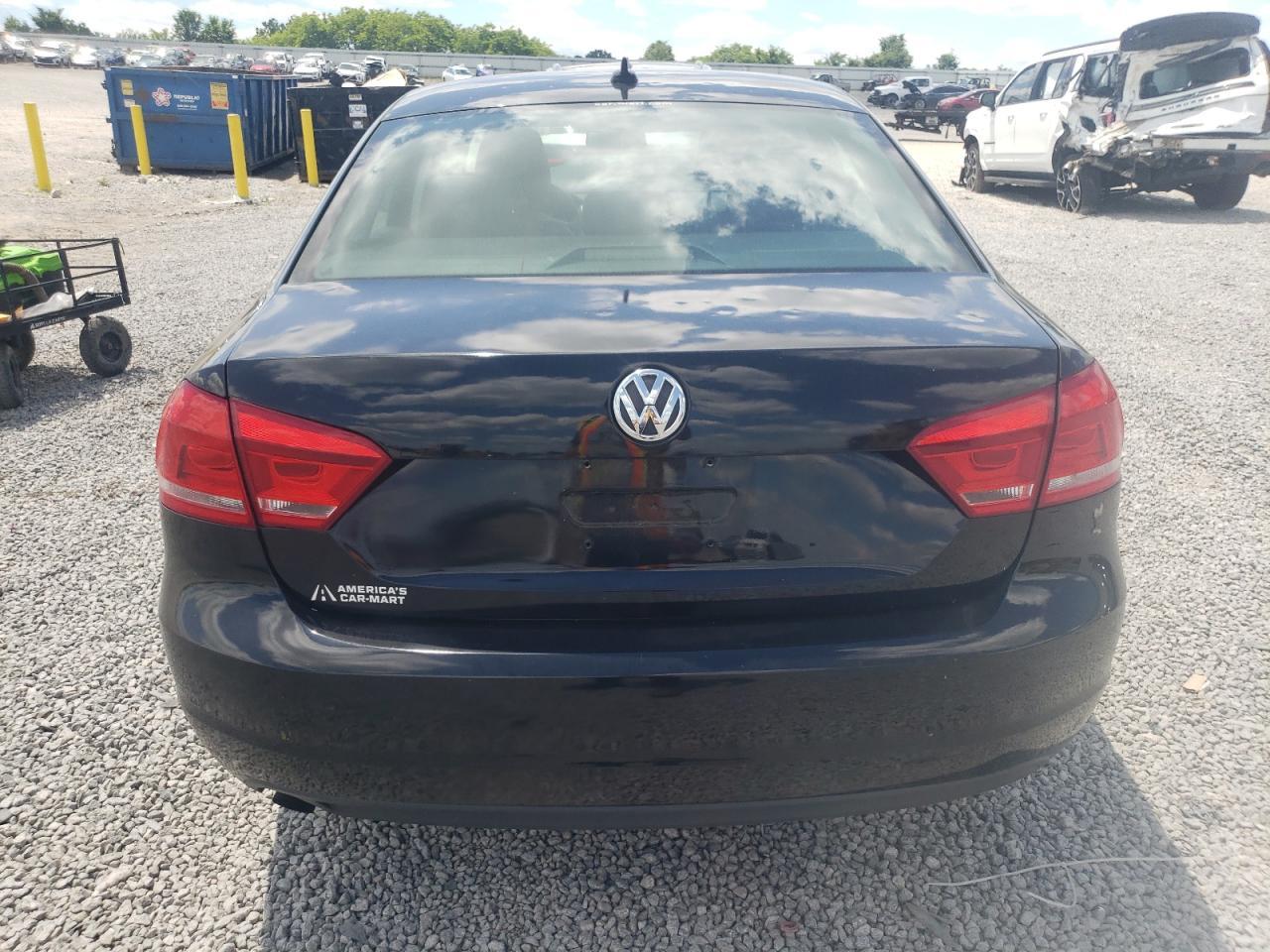 2015 Volkswagen Passat S - Фото 6