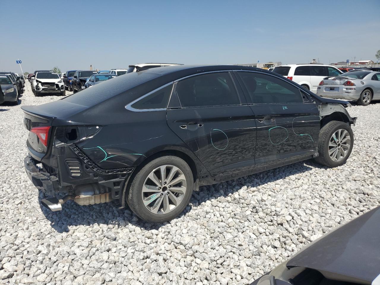 2017 Hyundai Sonata Sport - Image 3
