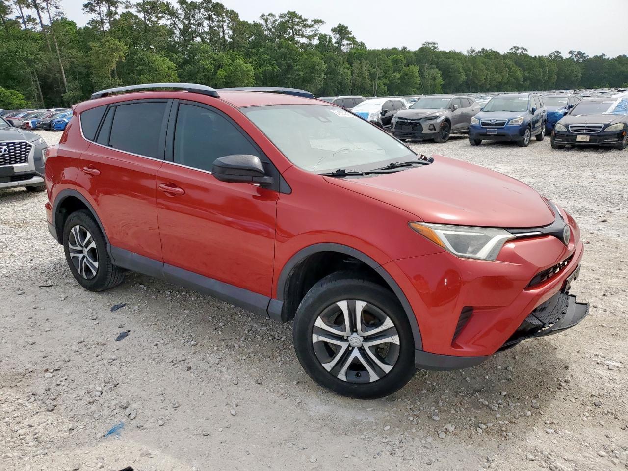 2017 Toyota Rav4 Le - Image 4