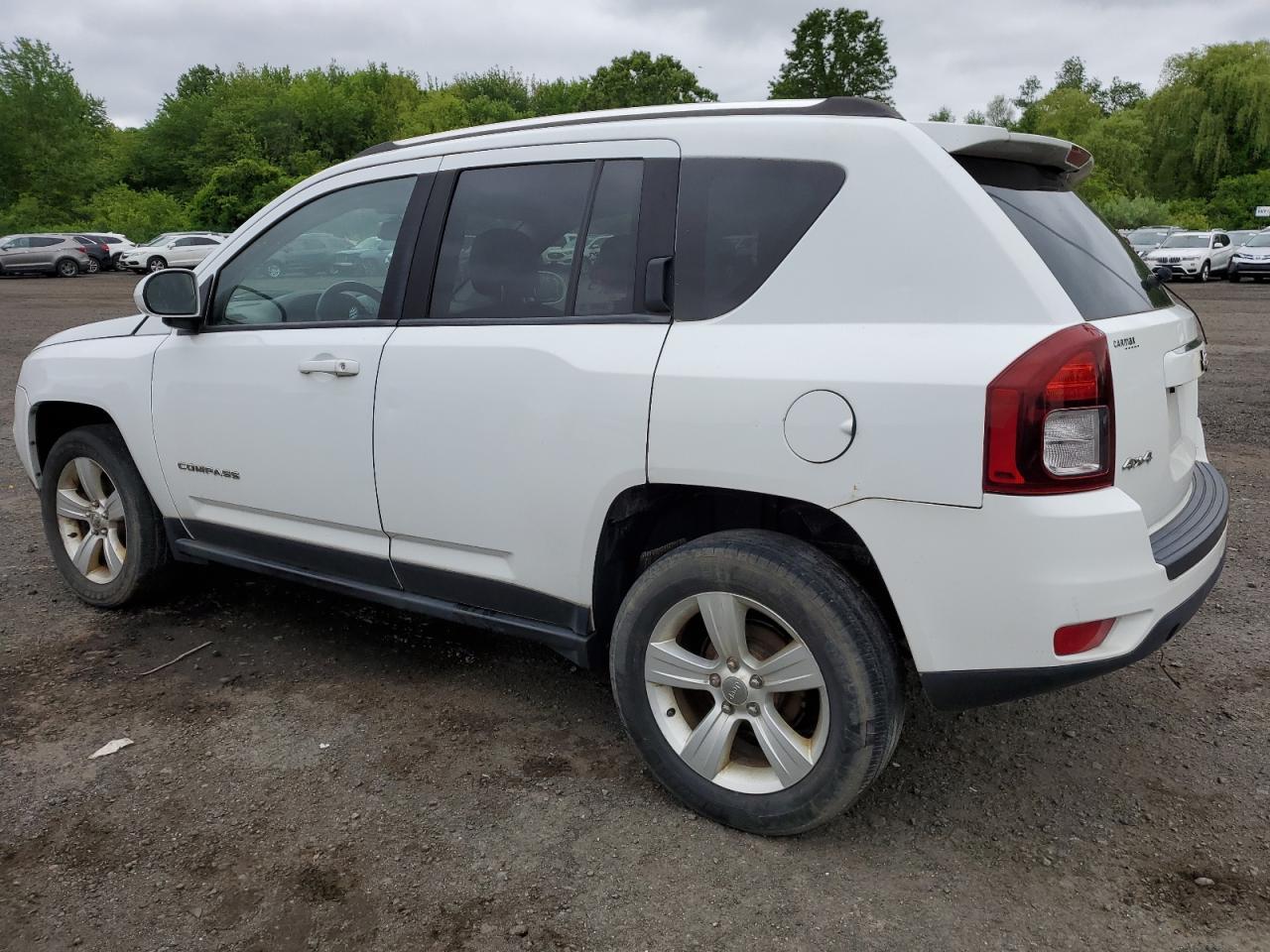 2014 Jeep Compass Latitude - Фото 2