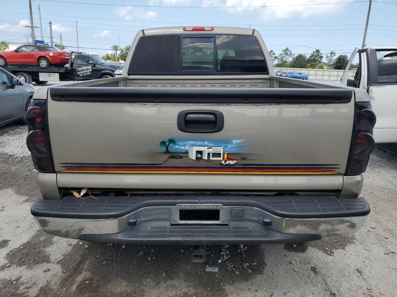 2003 Chevrolet Silverado C1500 Heavy Duty - Image 6