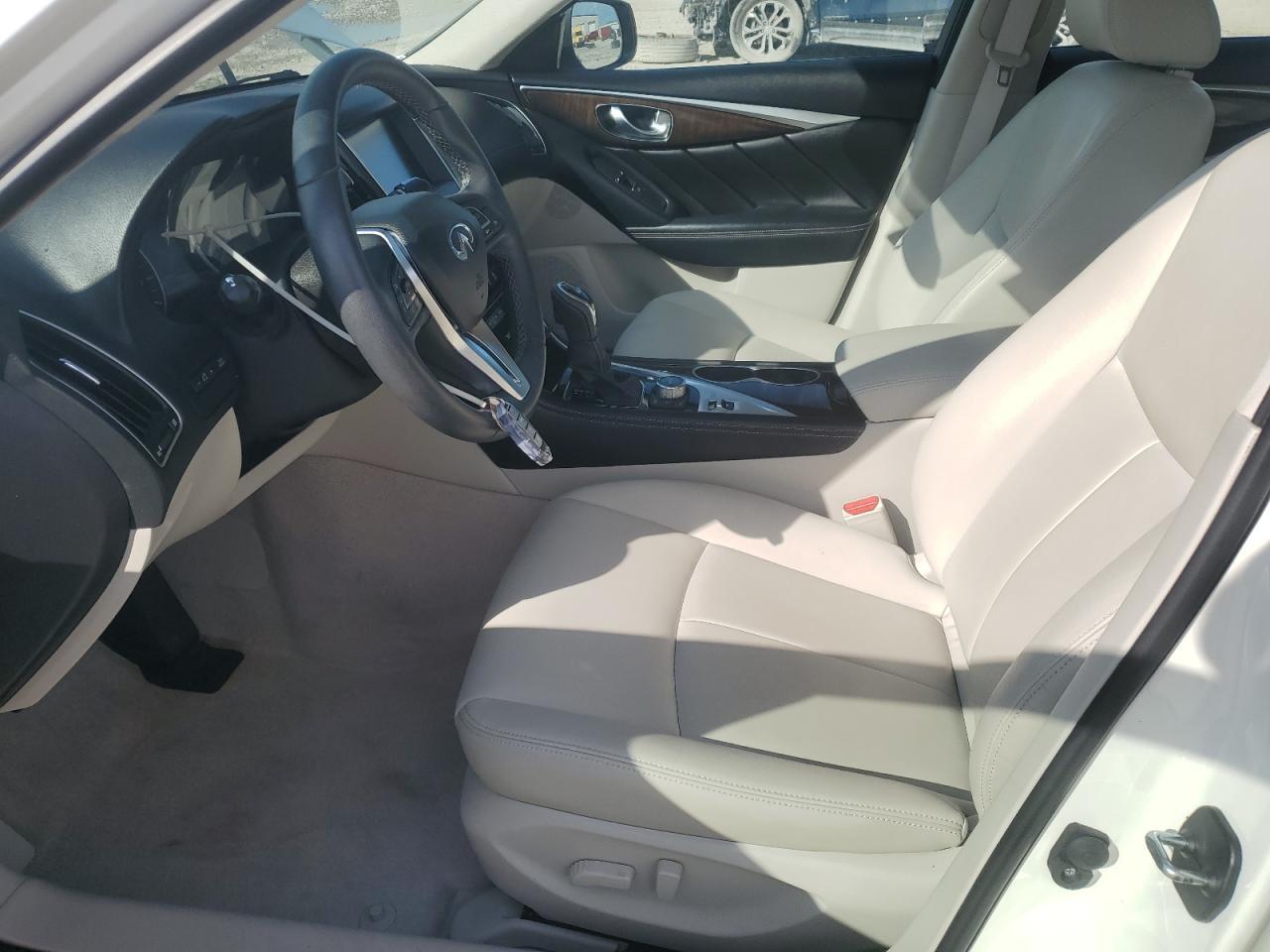 2018 Infiniti Q50 Luxe - Фото 7