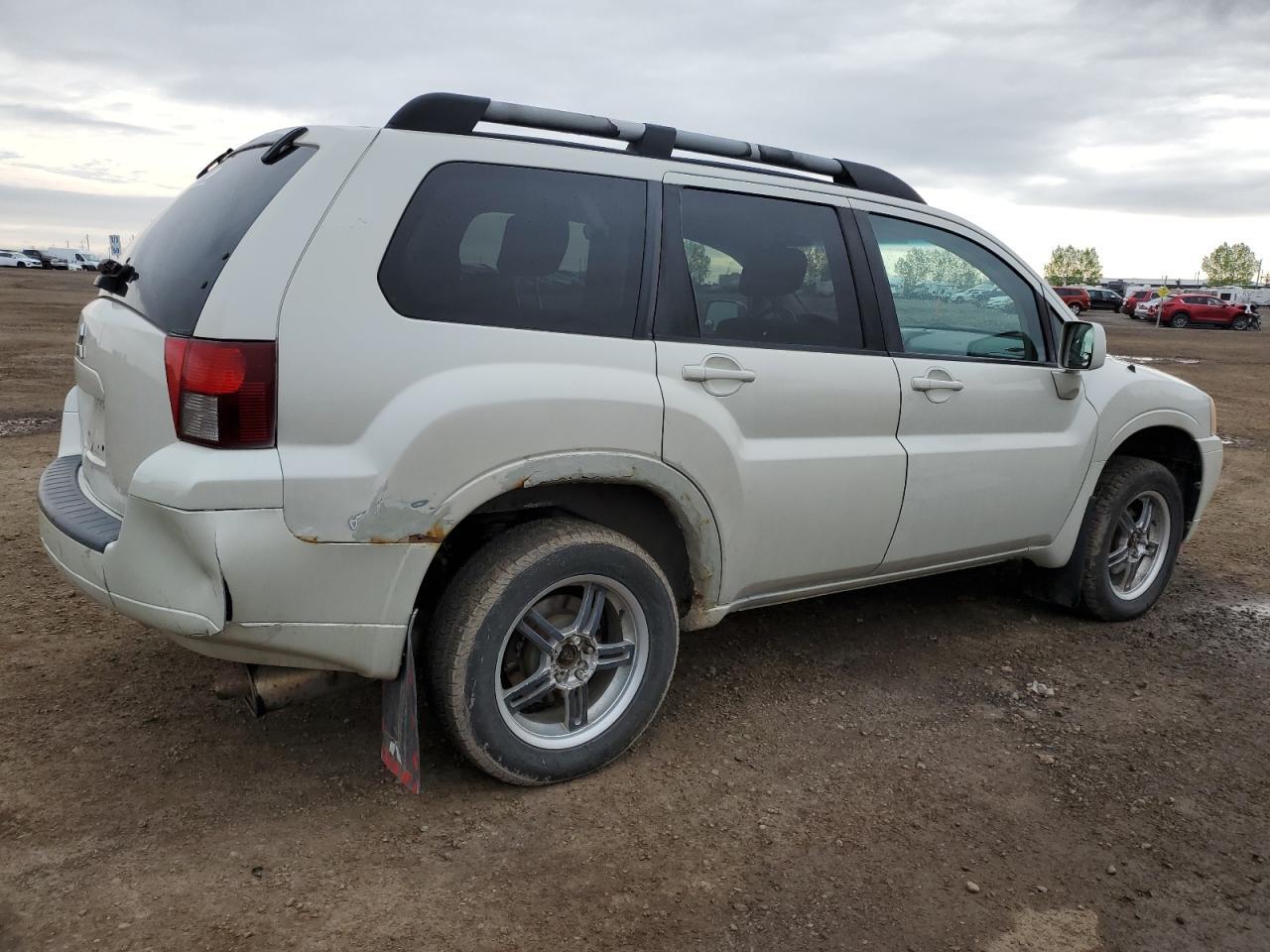 2007 Mitsubishi Endeavor Se - Image 3
