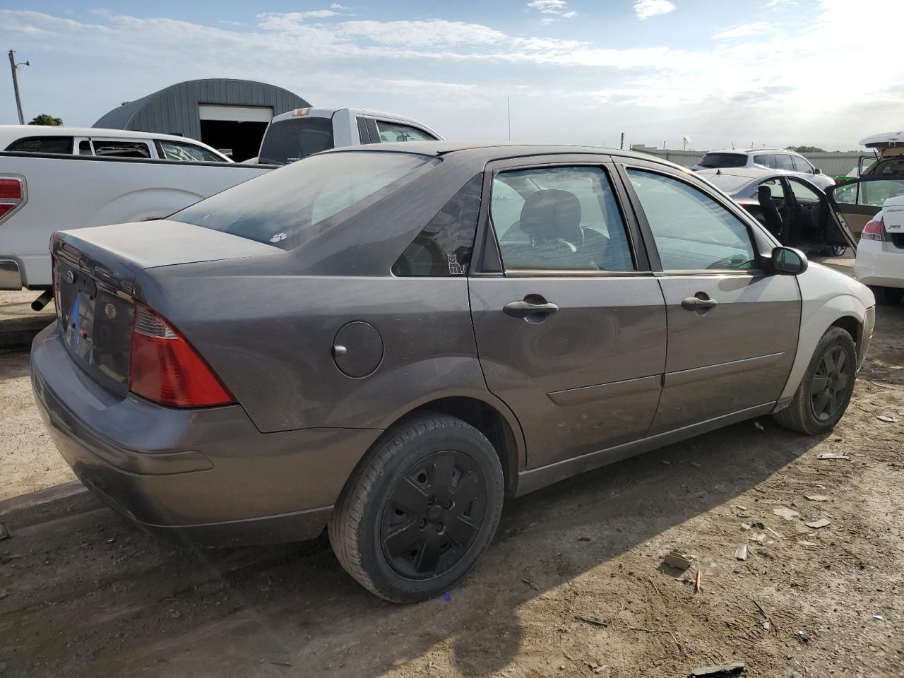 2007 Ford Focus Zx4 - Фото 3