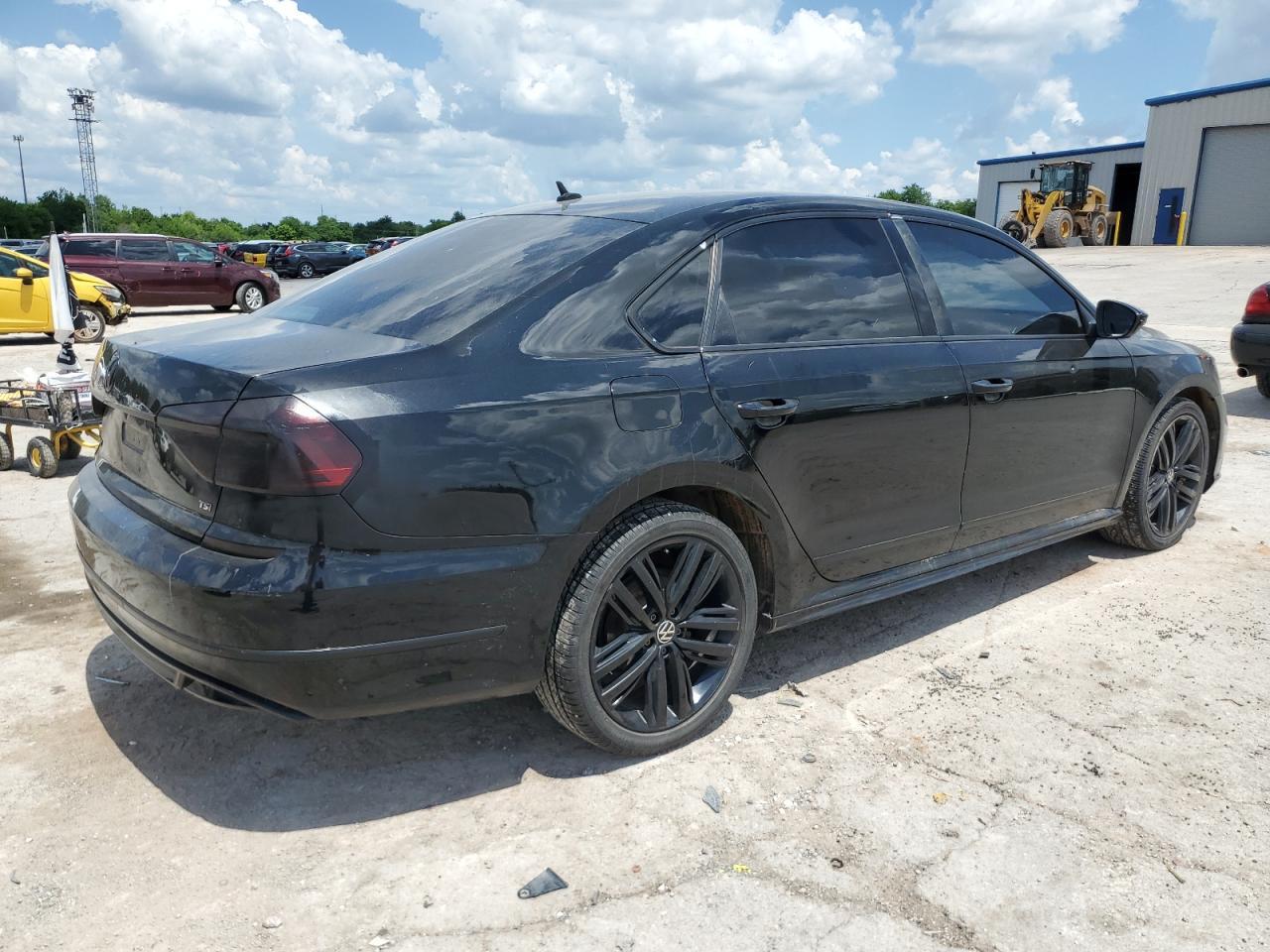 2016 Volkswagen Passat S - Фото 3