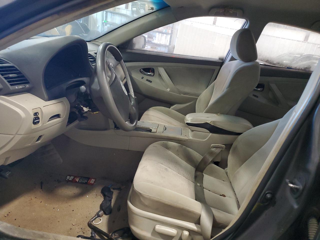 2011 Toyota Camry Base - Фото 7