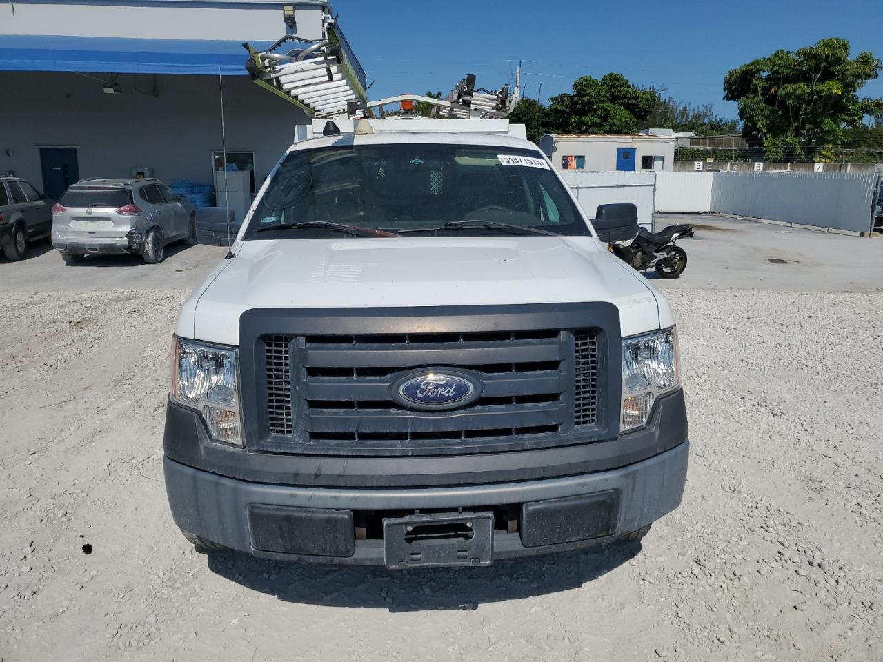 2010 Ford F150 - Фото 5