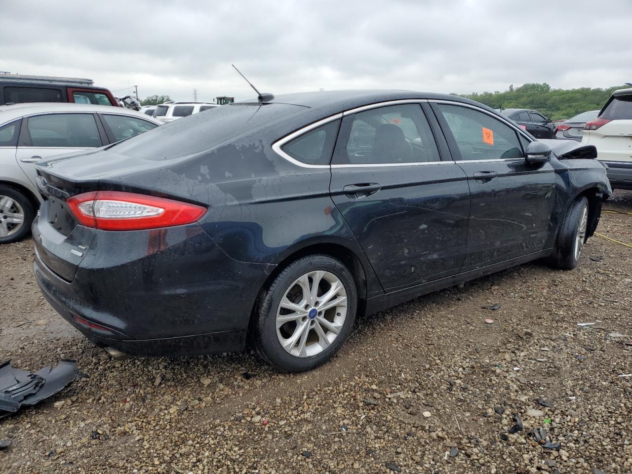 2015 Ford Fusion Se - Фото 3