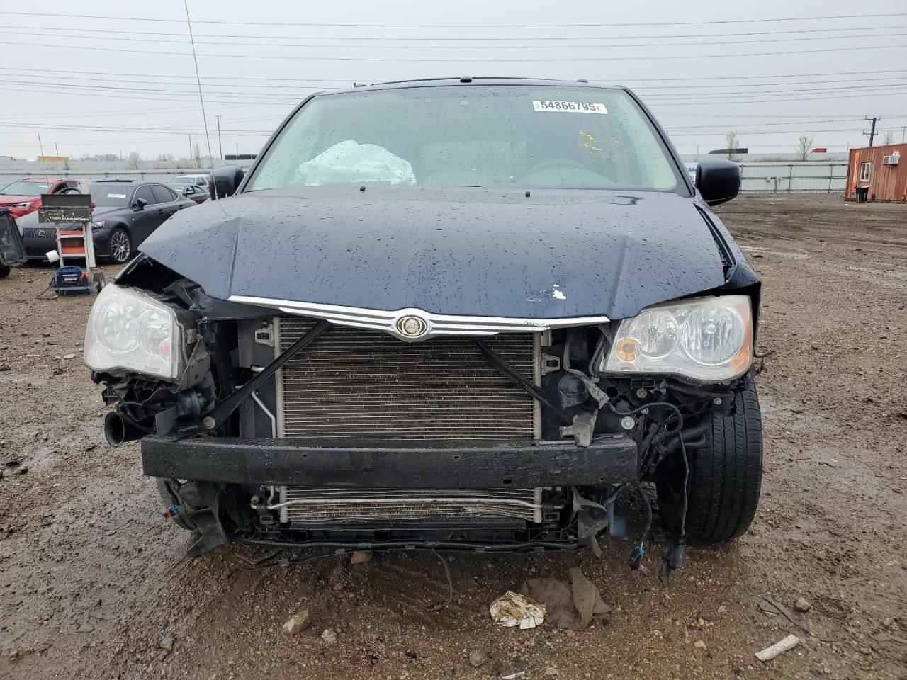 2008 Chrysler Town & Country Touring - Image 5