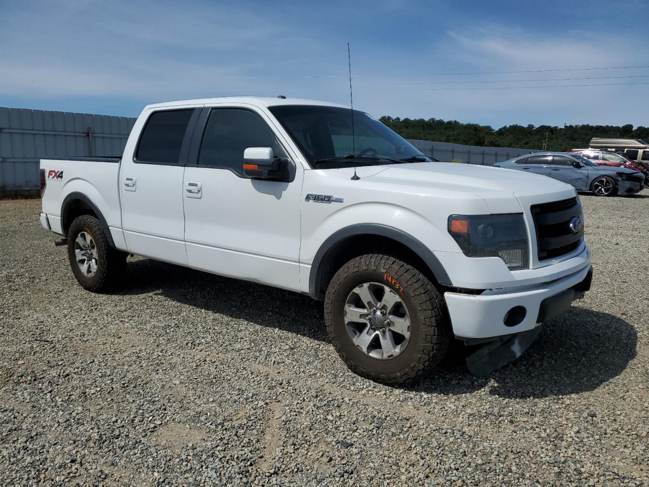 2013 Ford F150 Supercrew - Image 4