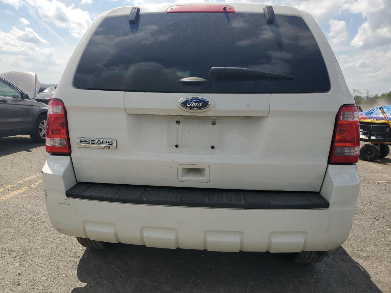 2012 Ford Escape Xlt - Image 6