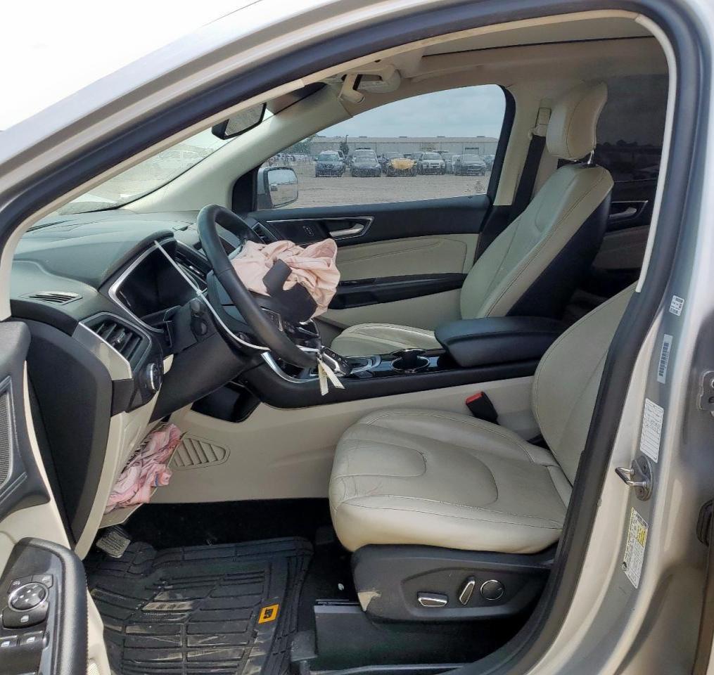 2017 Ford Edge Titanium - Image 7