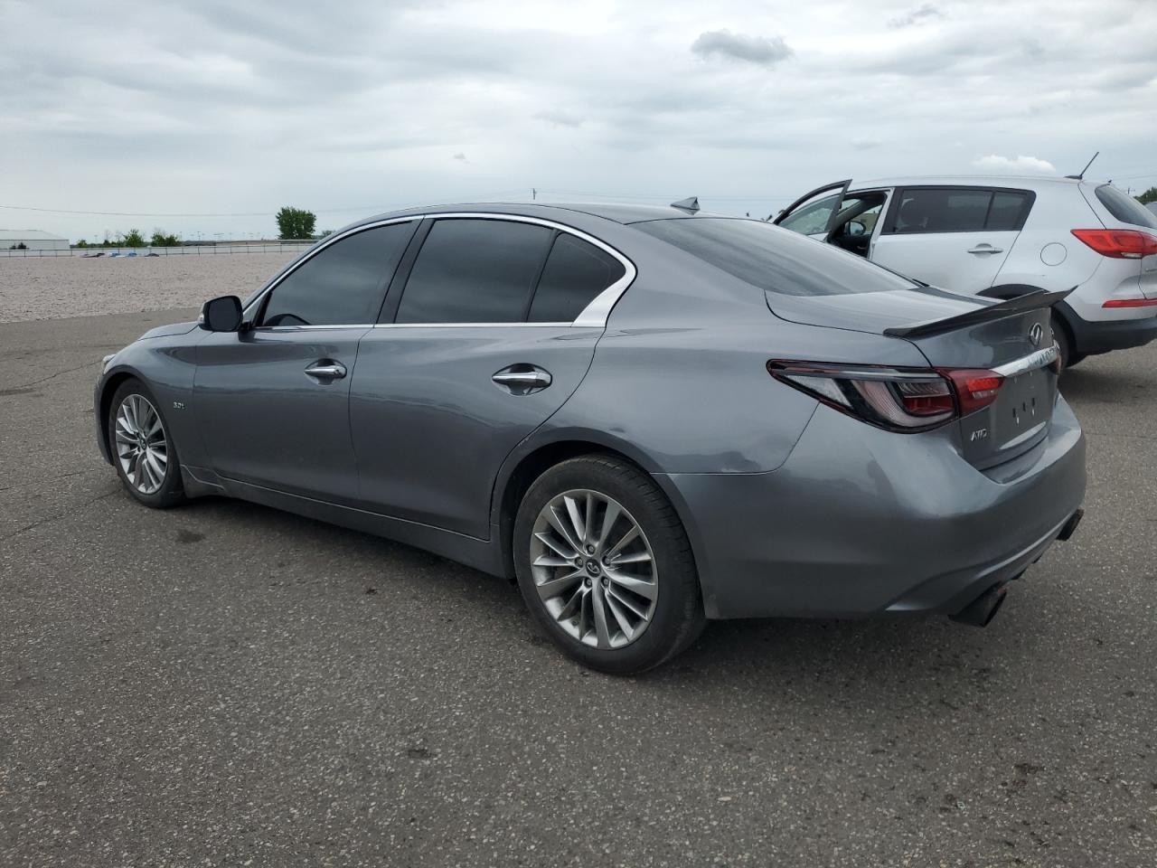2019 Infiniti Q50 Luxe - Фото 2