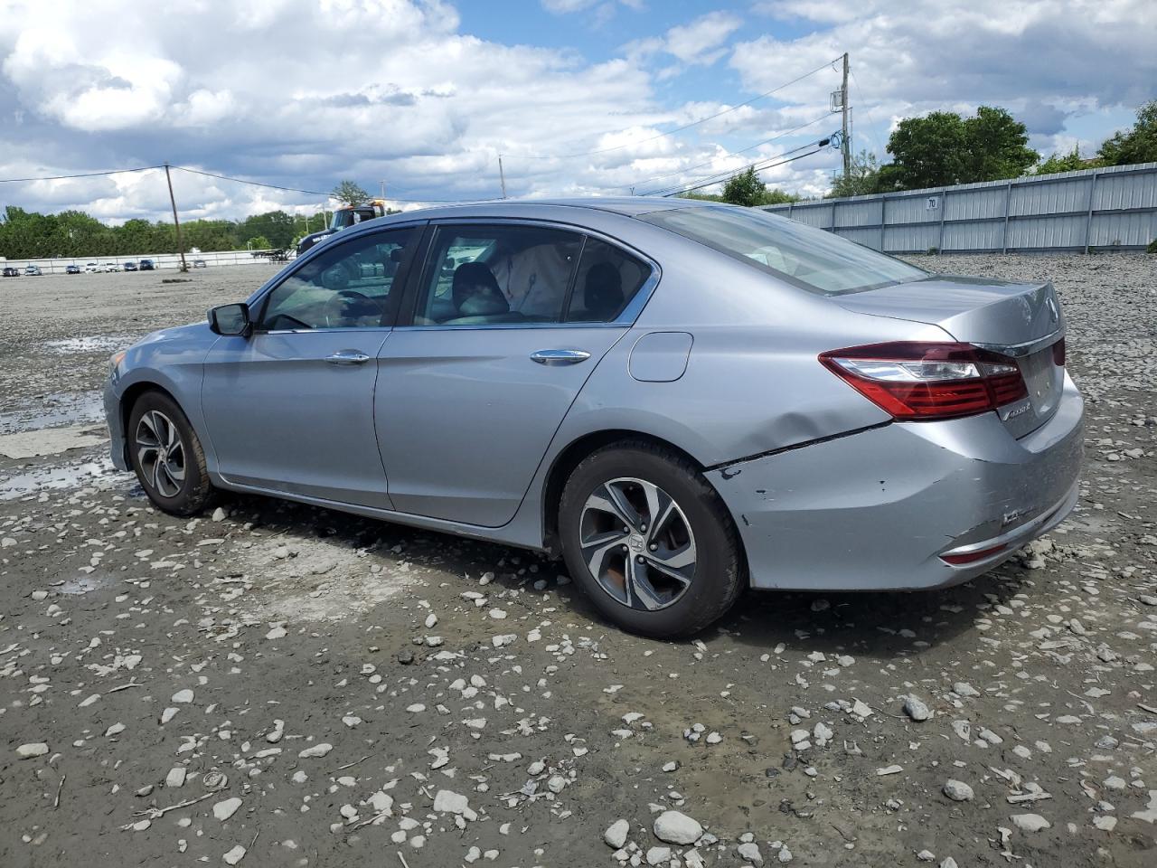 2017 Honda Accord Lx - Фото 2
