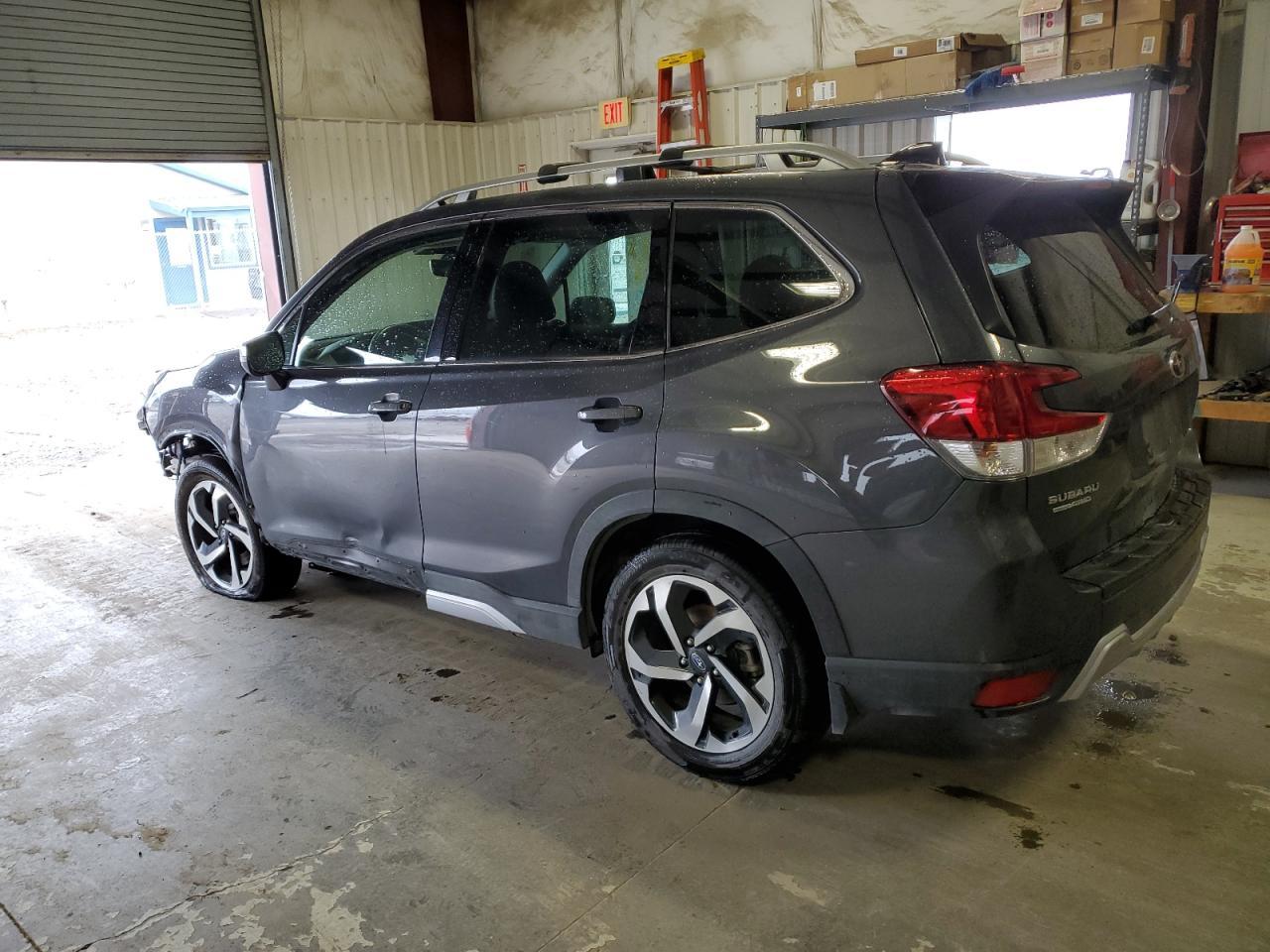 2024 Subaru Forester Touring - Фото 2