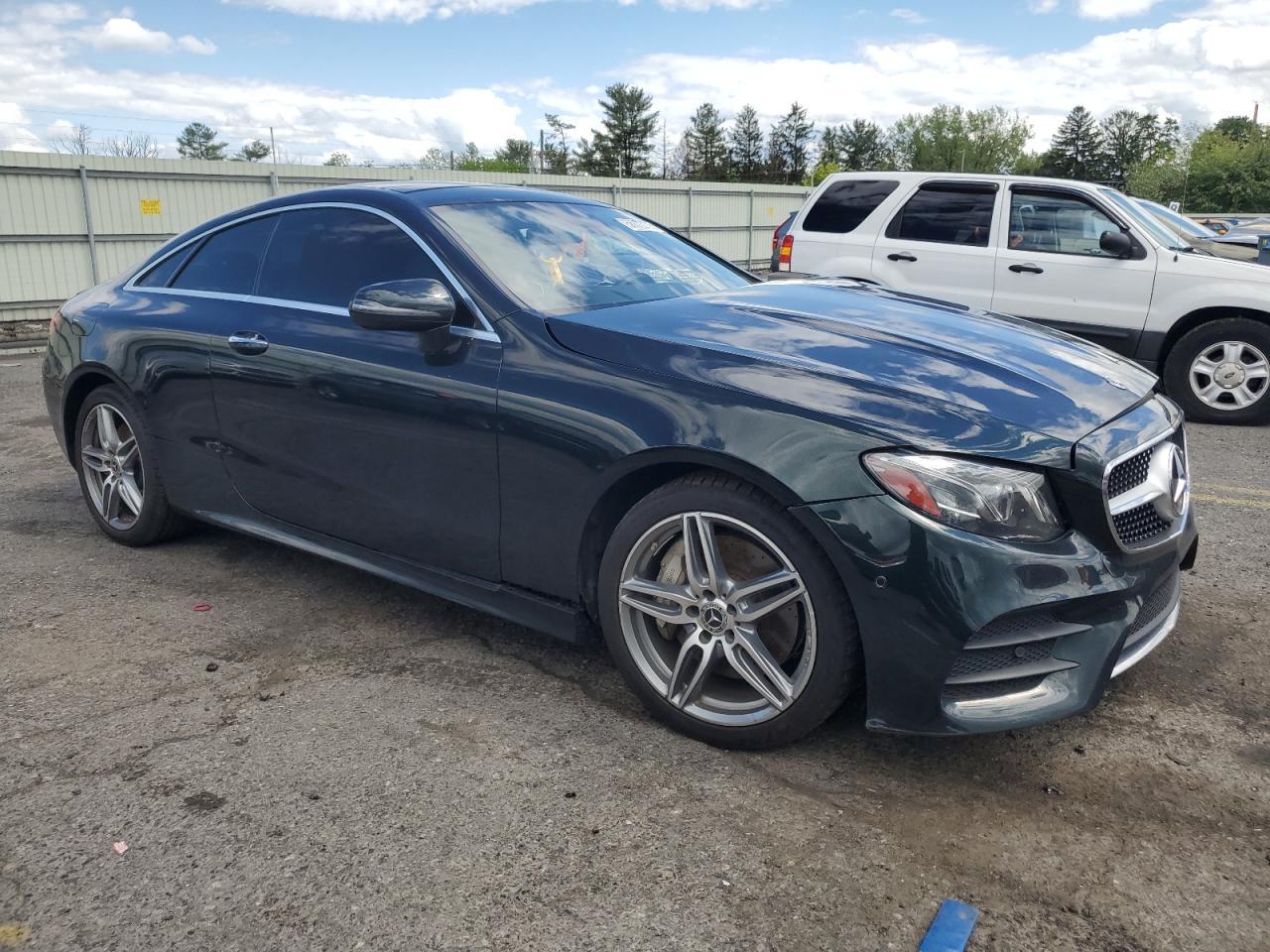 2018 Mercedes-Benz E 400 4Matic - Image 4