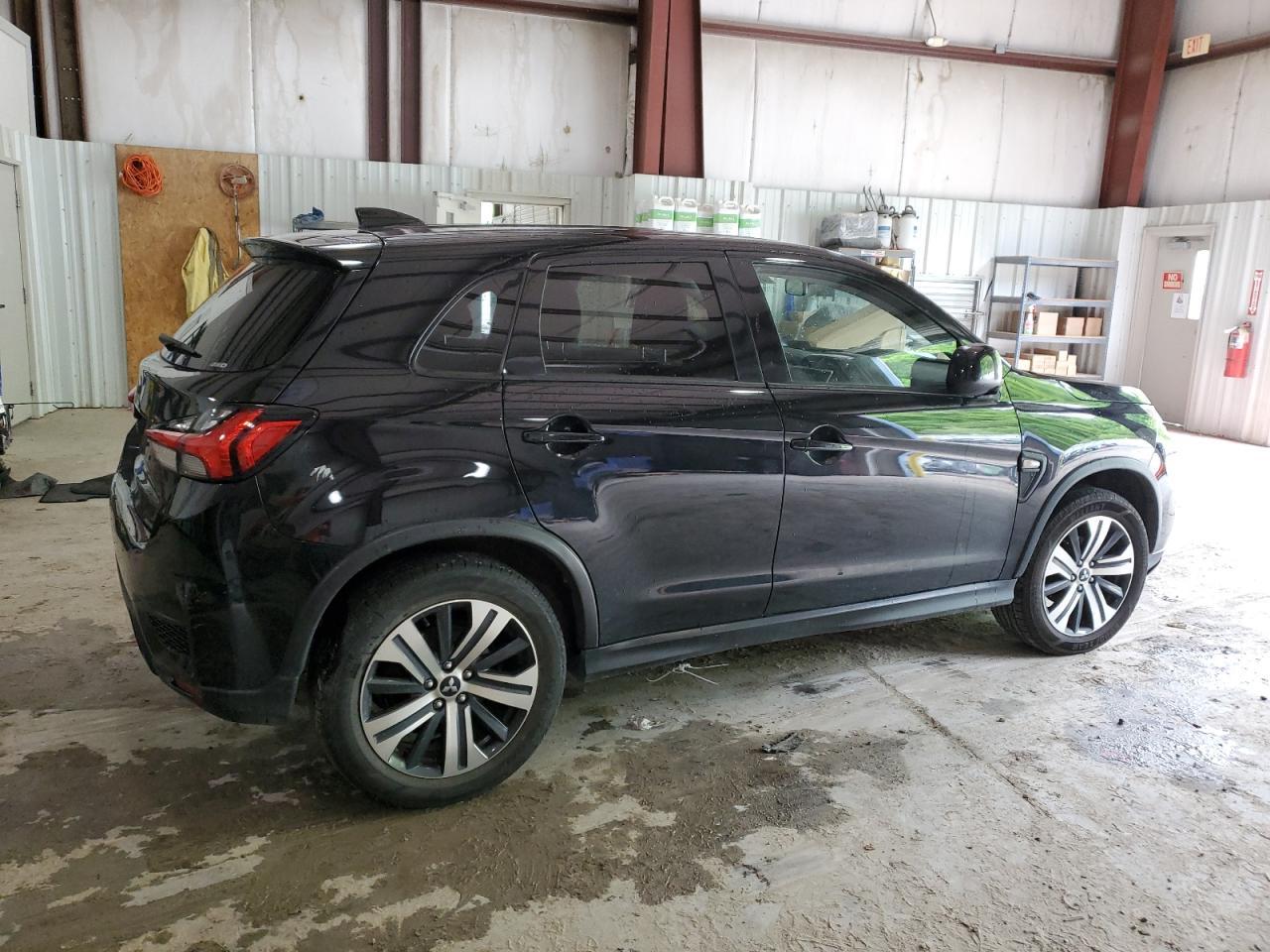 2020 Mitsubishi Outlander Sport Es - Image 3