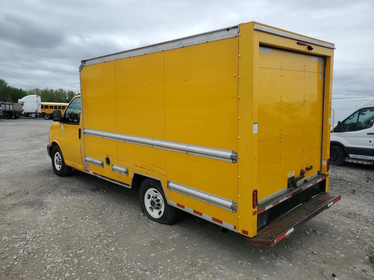 2020 GMC Savana Cut - Trucks - Фото 2