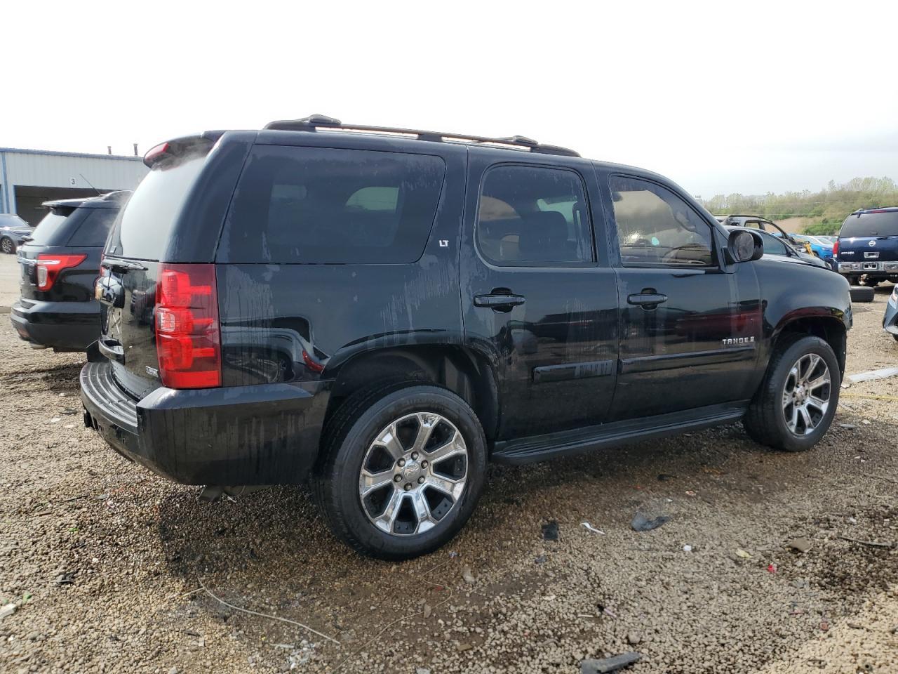 2007 Chevrolet Tahoe K1500 - Image 3