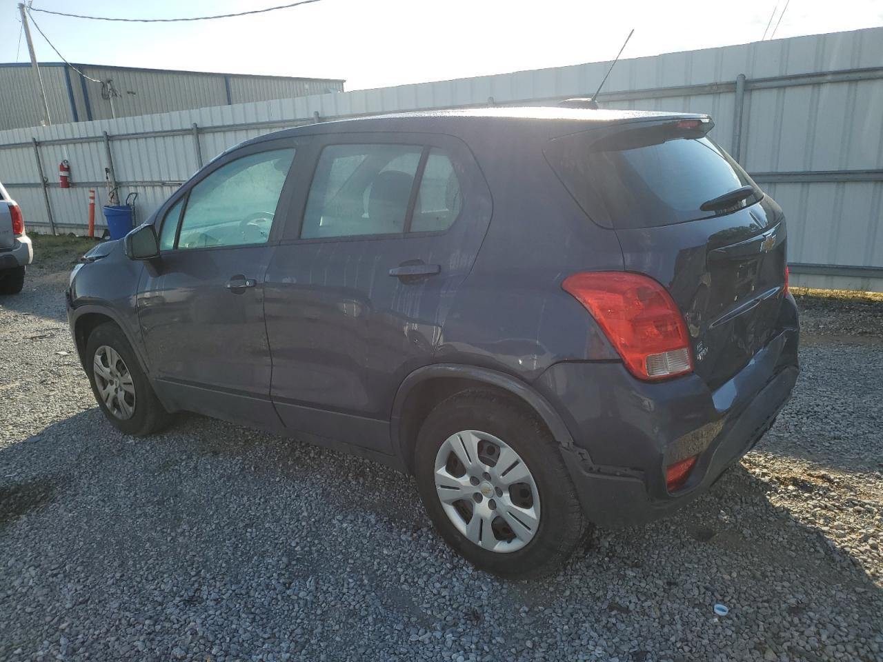 2019 Chevrolet Trax Ls - Фото 2