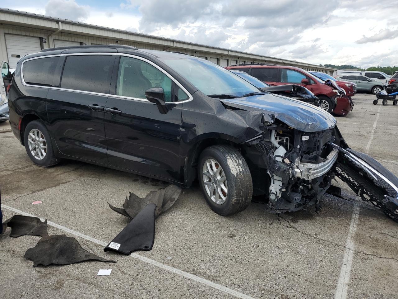 2022 Chrysler Pacifica Touring L - Фото 4
