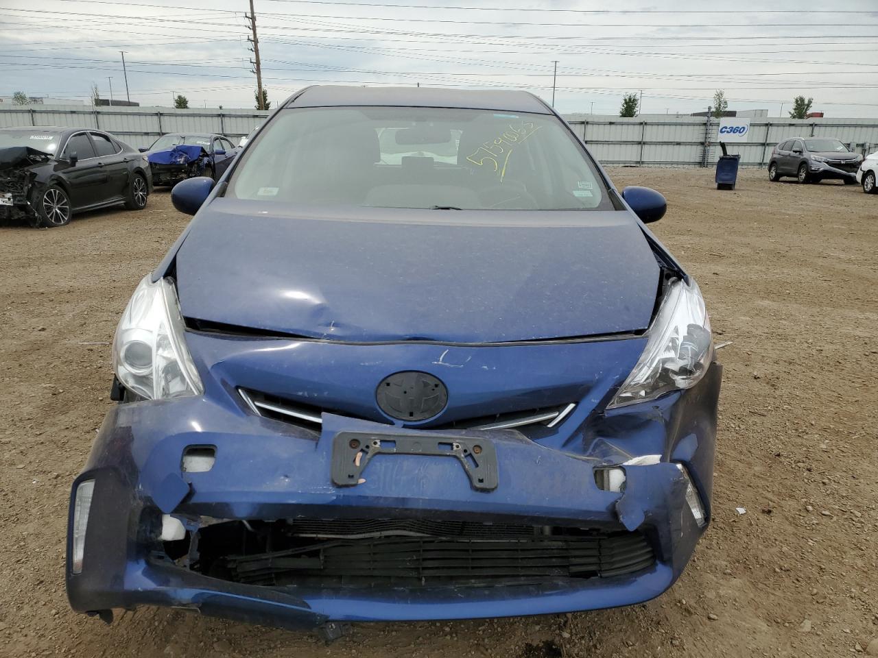 2014 Toyota Prius V - Image 5