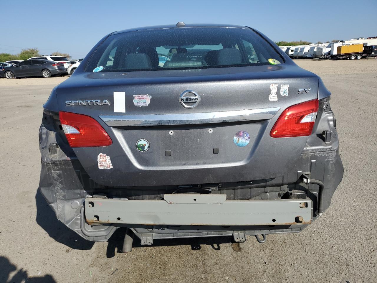 2018 Nissan Sentra S - Фото 6