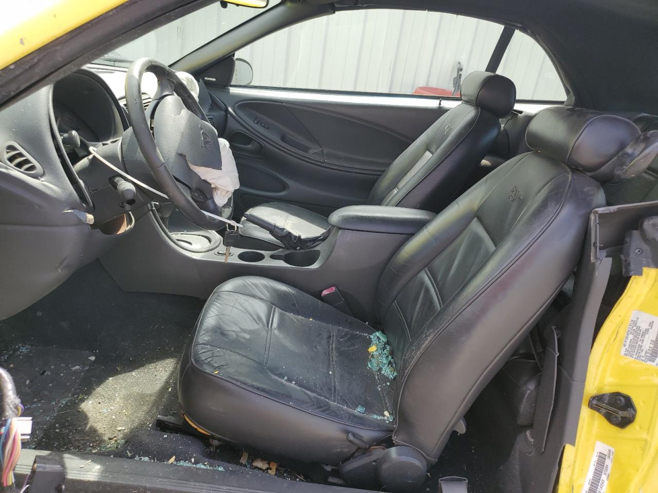 2002 Ford Mustang - Image 7