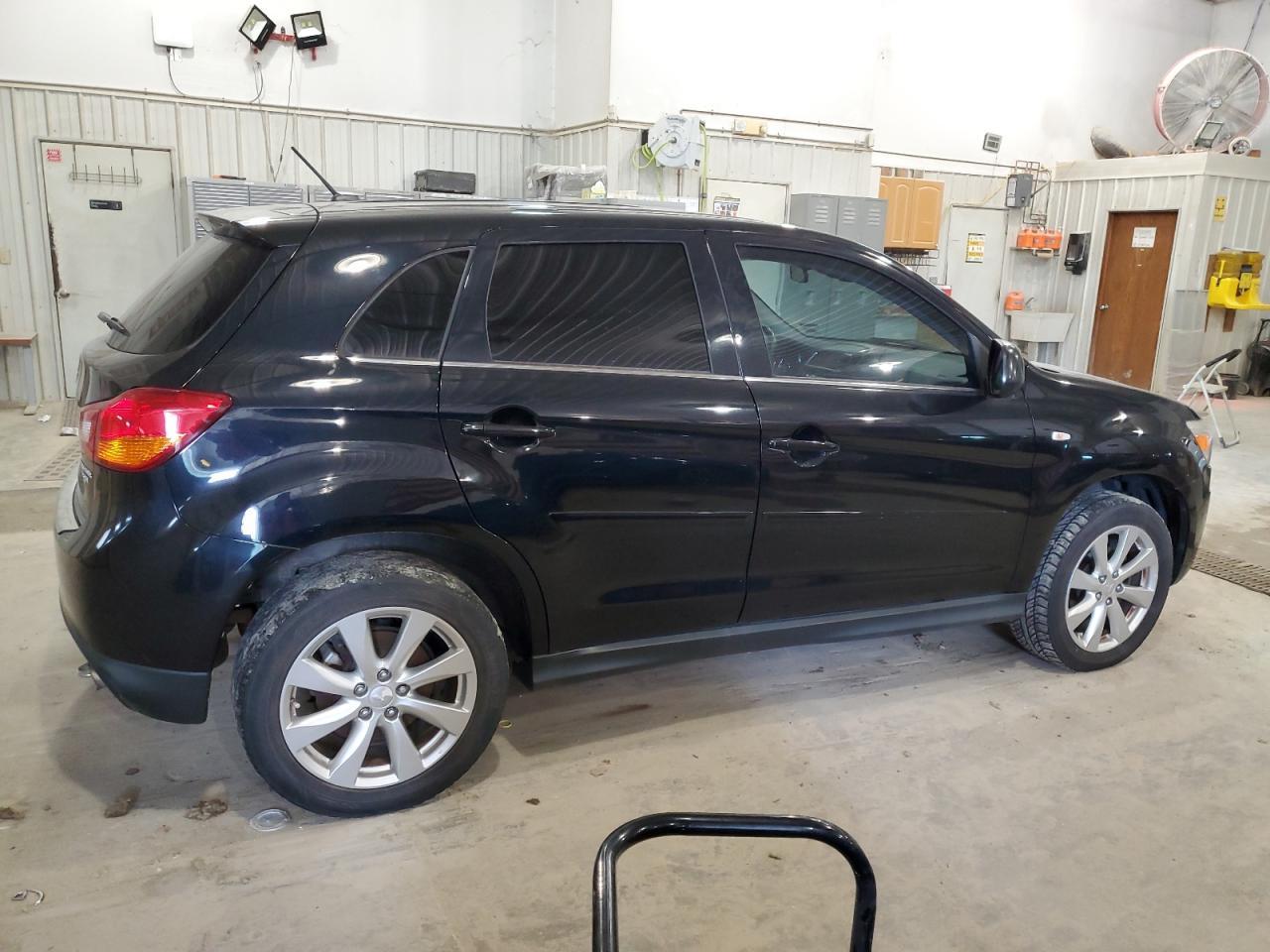 2015 Mitsubishi Outlander Sport Se - Image 3