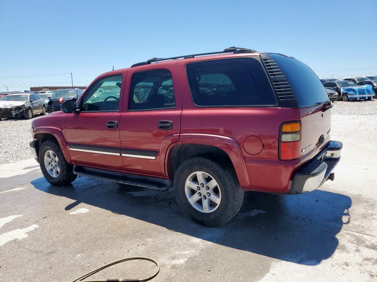 2005 Chevrolet Tahoe C1500 - Фото 2
