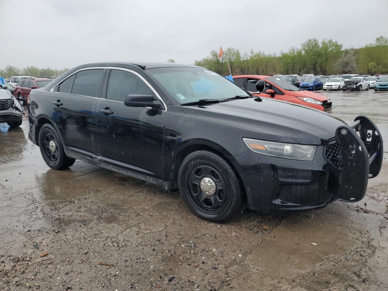 2015 Ford Taurus Police Interceptor - Фото 4