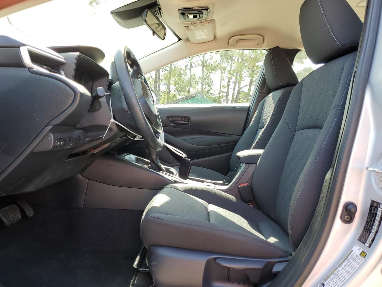 2025 Toyota Corolla Le - Фото 7