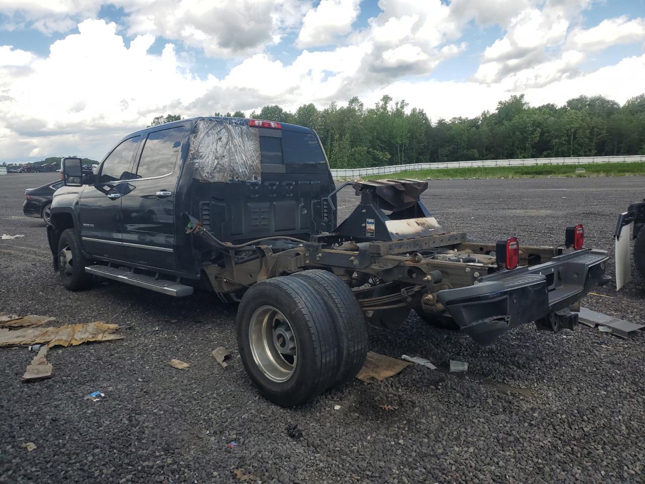 2016 Chevrolet Silverado K3500 Ltz - Image 2