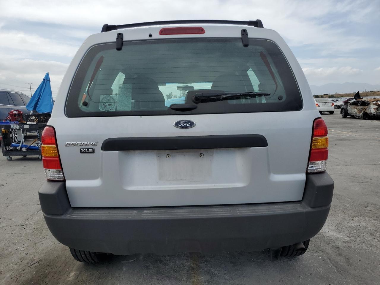 2003 Ford Escape Xls - Фото 6