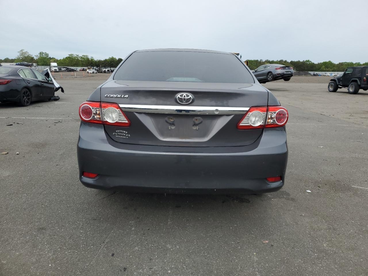 2013 Toyota Corolla Base - Фото 6