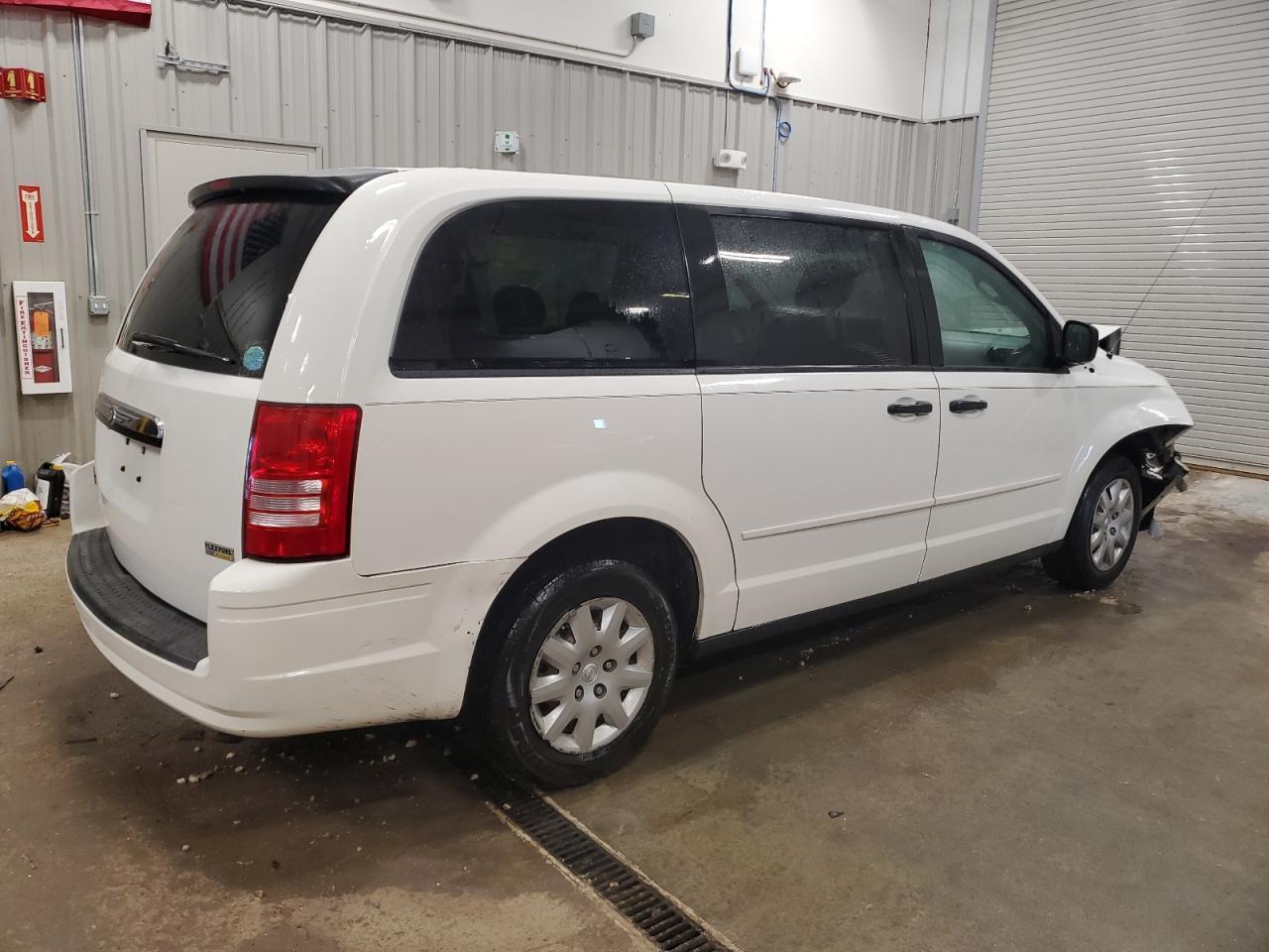 2008 Chrysler Town & Country Lx - Фото 3