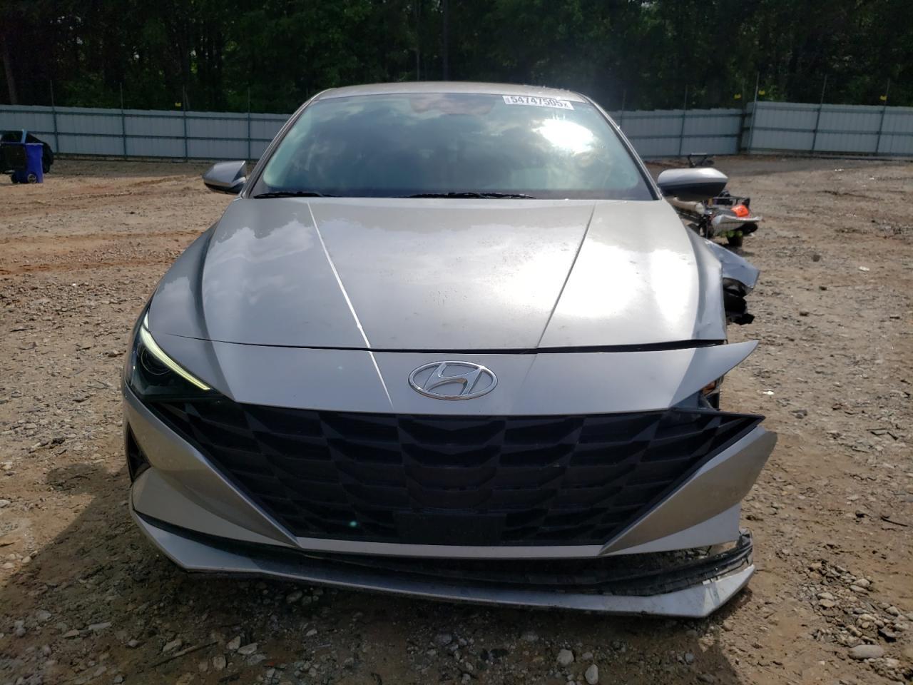 2023 Hyundai Elantra Sel - Фото 5
